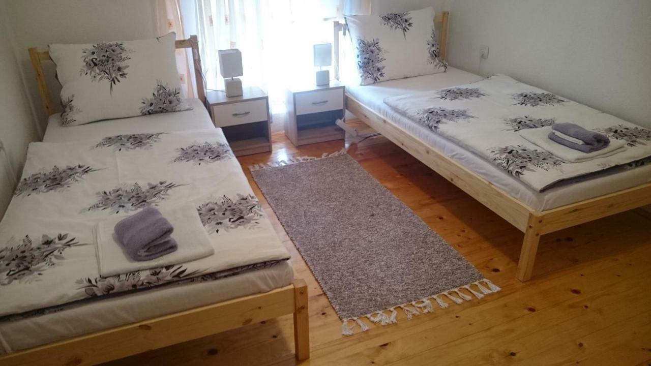 Apartman Franjicic Korenica Esterno foto